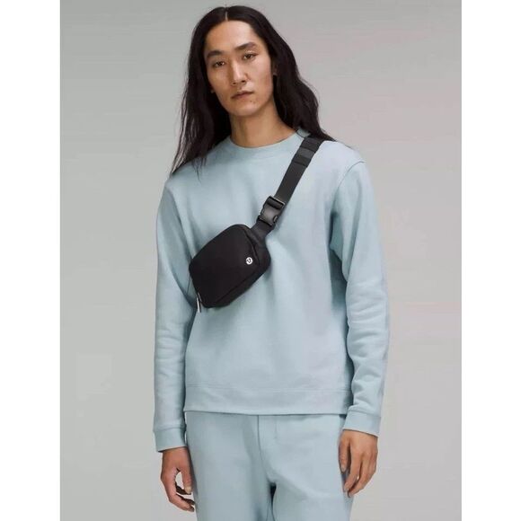 NEW Lululemon Everywhere Belt Bag Black Fanny Pack Classic Nylon - Picture 5 of 8